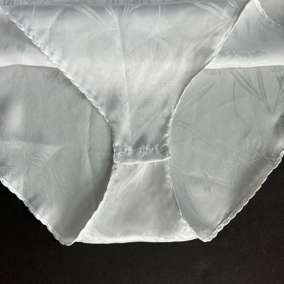 SENSUAL FASHION 80s/90s 1pc LINGERIE NIGHTIE WITH BELT SIZE SMALL - Picture 8 of 15